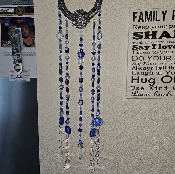 Horseshoe crystal beaded suncatcher with Owls. One of a kind. Hand made. - Picture 15 of 16